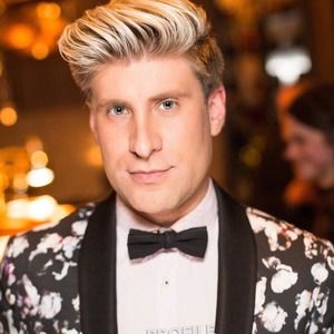 Meet your Posher, Mark